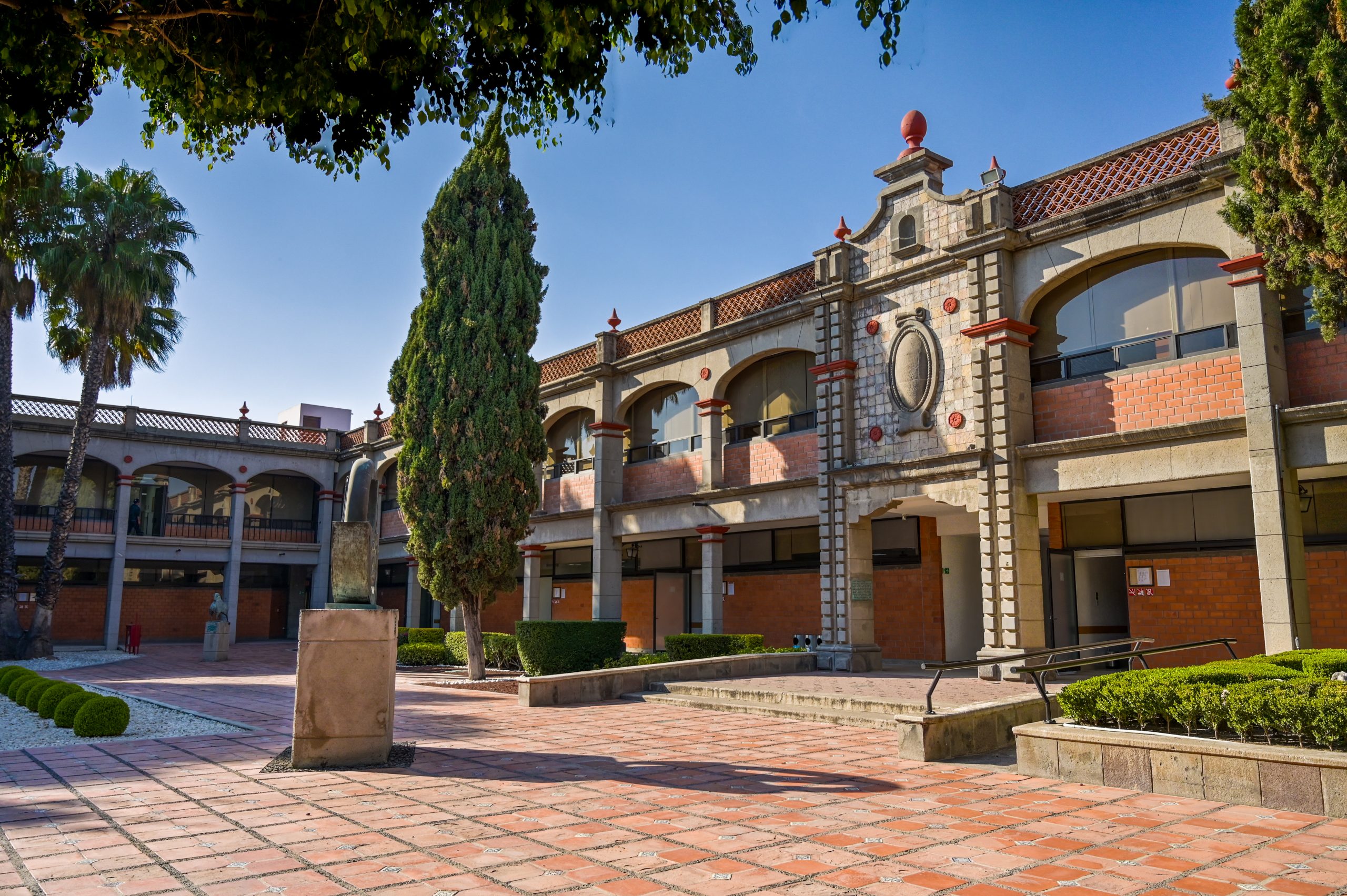 Escuela de Ciencias Sociales Escuela de Ciencias Sociales