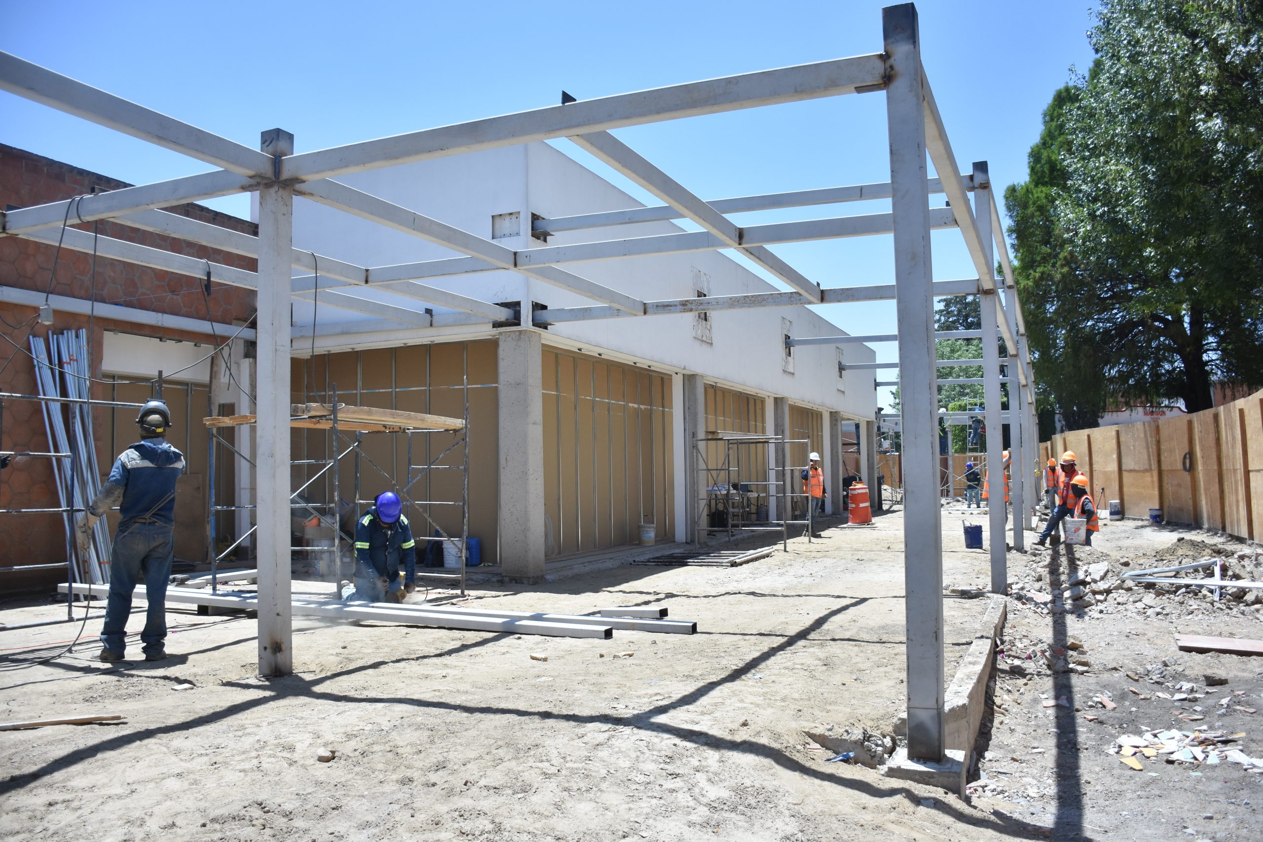 Dirección de Mantenimiento e Infraestructura Dirección de Mantenimiento e Infraestructura